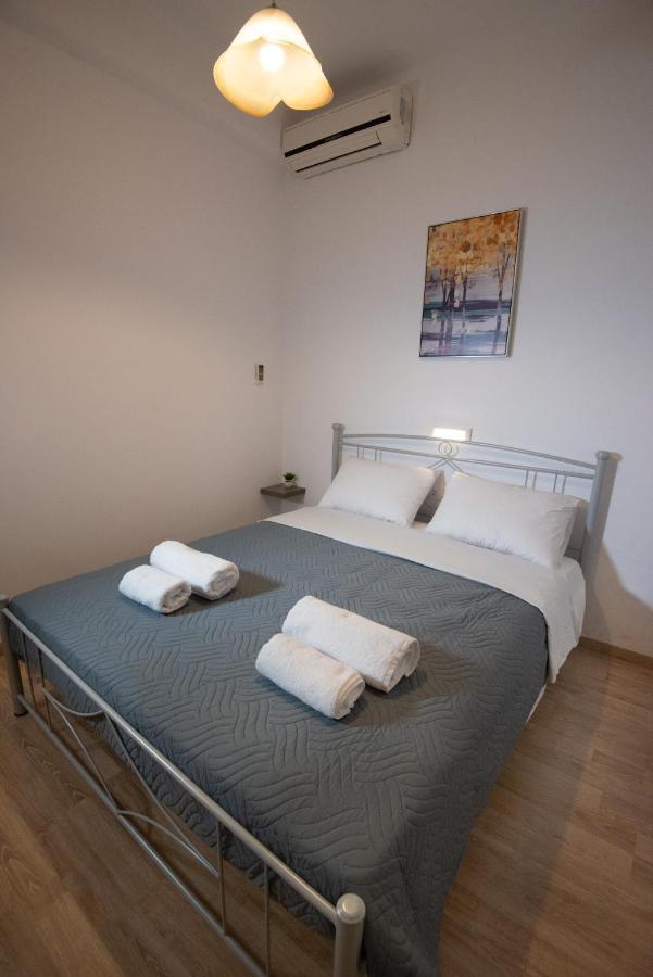 Salty Alley Seaside Apartment Rethymno  Екстер'єр фото
