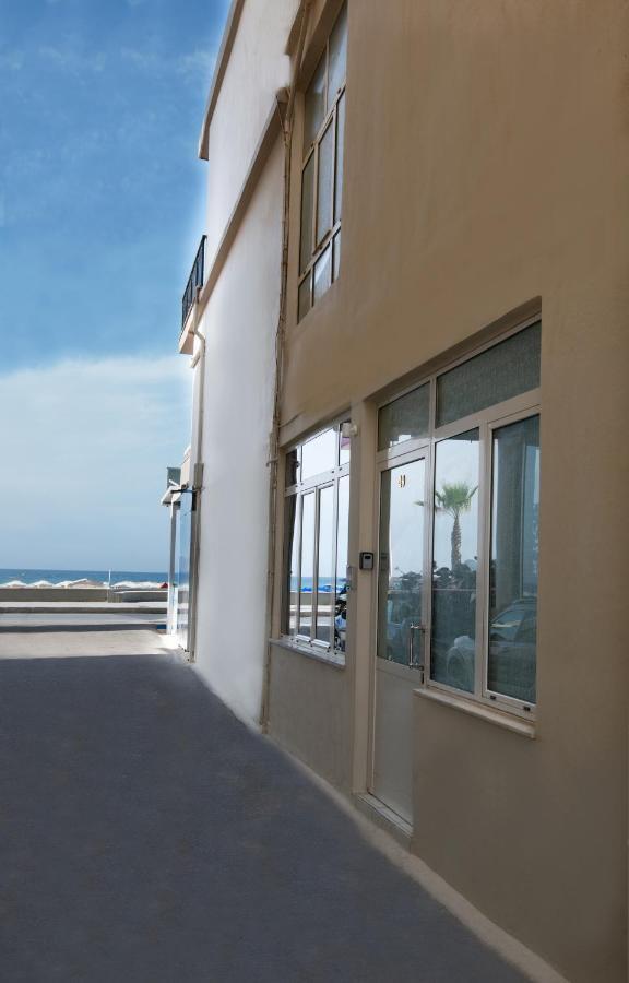 Salty Alley Seaside Apartment Rethymno  Екстер'єр фото