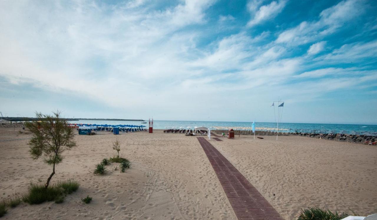 Salty Alley Seaside Apartment Rethymno  Екстер'єр фото