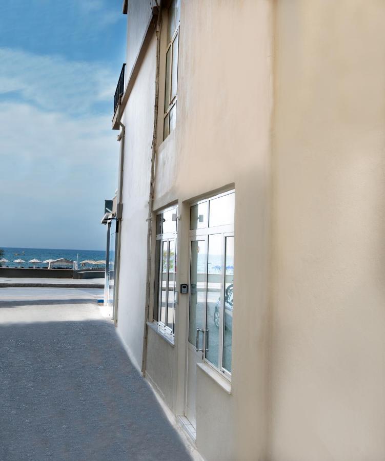 Salty Alley Seaside Apartment Rethymno  Екстер'єр фото