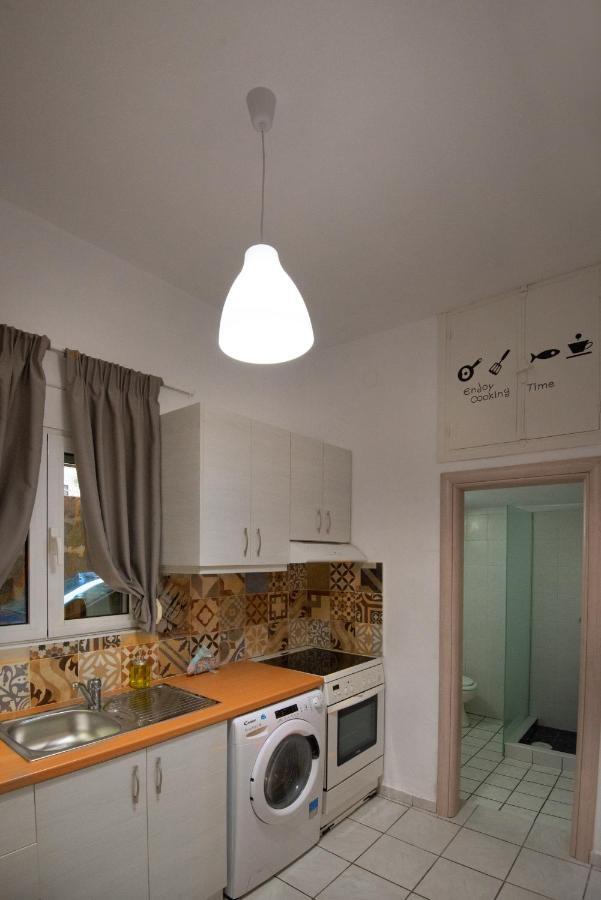 Salty Alley Seaside Apartment Rethymno  Екстер'єр фото