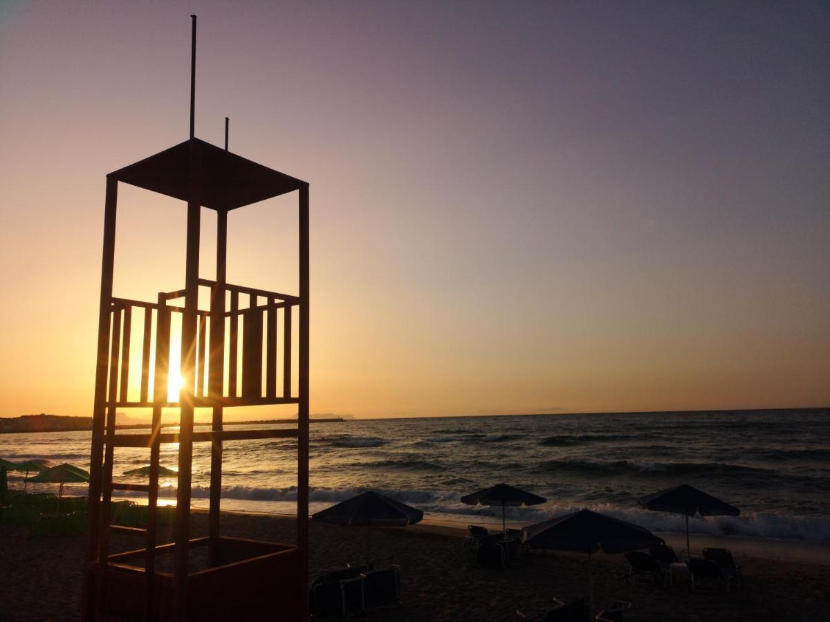 Salty Alley Seaside Apartment Rethymno  Екстер'єр фото